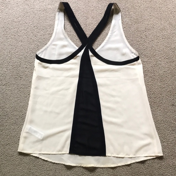Cream and black tank - Picture 3 of 3